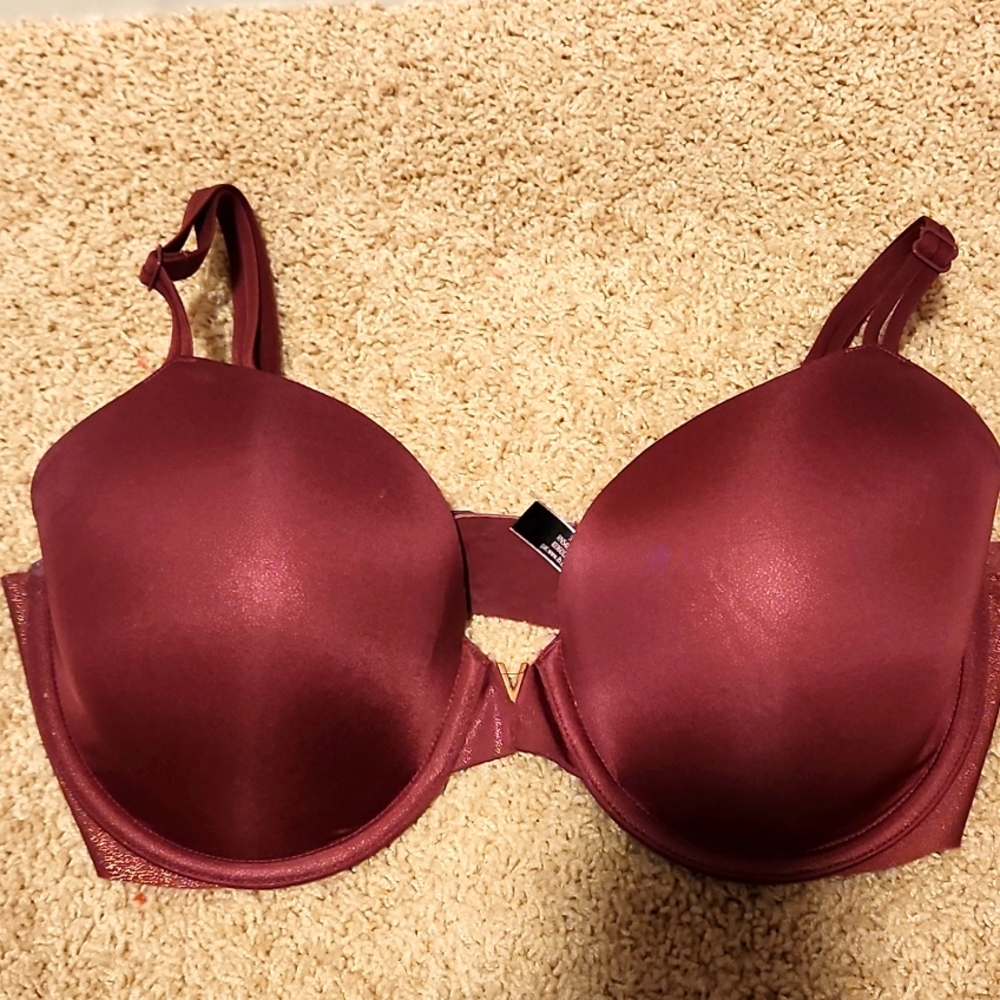 Victoria Gorgeous Golden speck with WIne color 34 DD Bra